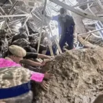 UP : प्रयागराज में बड़ा हादसा टला, फाफामऊ बैराज पर गार्डर लदा ट्रेलर पलटा