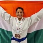 दिल्ली के लक्ष्मीबाई कॉलेज के पास DU छात्रा पर एसिड अटैक, स्टॉकर समेत तीन आरोपियों पर केस दर्ज