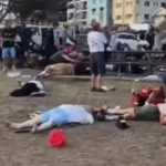 गुजरातः सर्वे के लिए गए अधिकारियों पर भीड ने पत्थर और धनुष बाण से कर दिया हमला, 47 बुरी तरह घायल