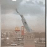 यमुना एक्सप्रेसवे पर भीषण सड़क हादसा, घने कोहरे में भिड़ीं 7 बसें और 3 कारें, भयानक आग में 4 यात्री जिंदा जले