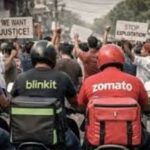 आवारा कुत्तों को खाना खिलाने वाले उनको अपने घर में ही रखें: सुप्रीम कोर्ट